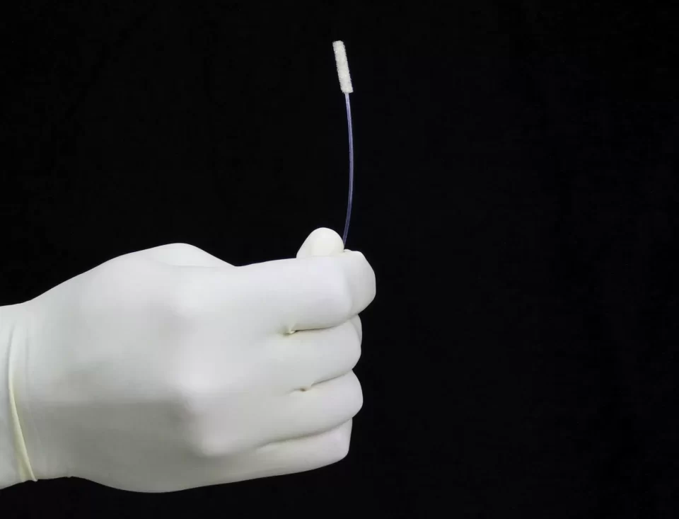 Endoscópio e a validação de limpeza com dispositivo de coleta de amostras EndoSwab